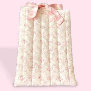 Pink Paisley Book Sleeve (large)